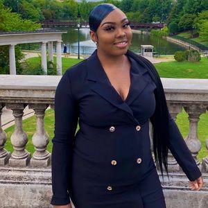 Meet your Posher, Jasmine
